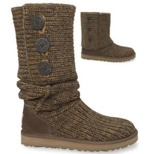 {6} UGG Classic Cardy Button Knit Boots in Moss